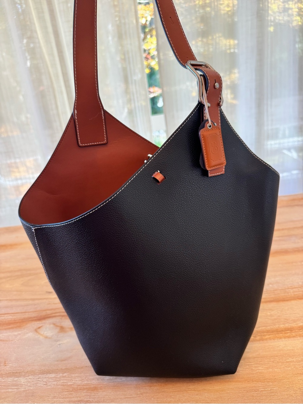 Maison de Beautè Marseille Black Leather Tote
